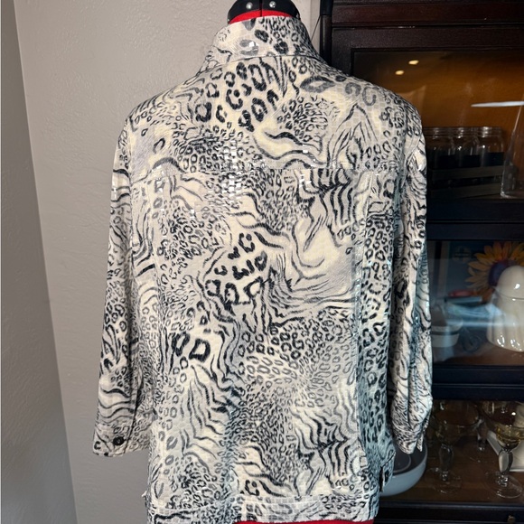 Ruby Rd Woman 16W Animal Print Sequin Jacket Blouse Button Front Stretch - Picture 3 of 5